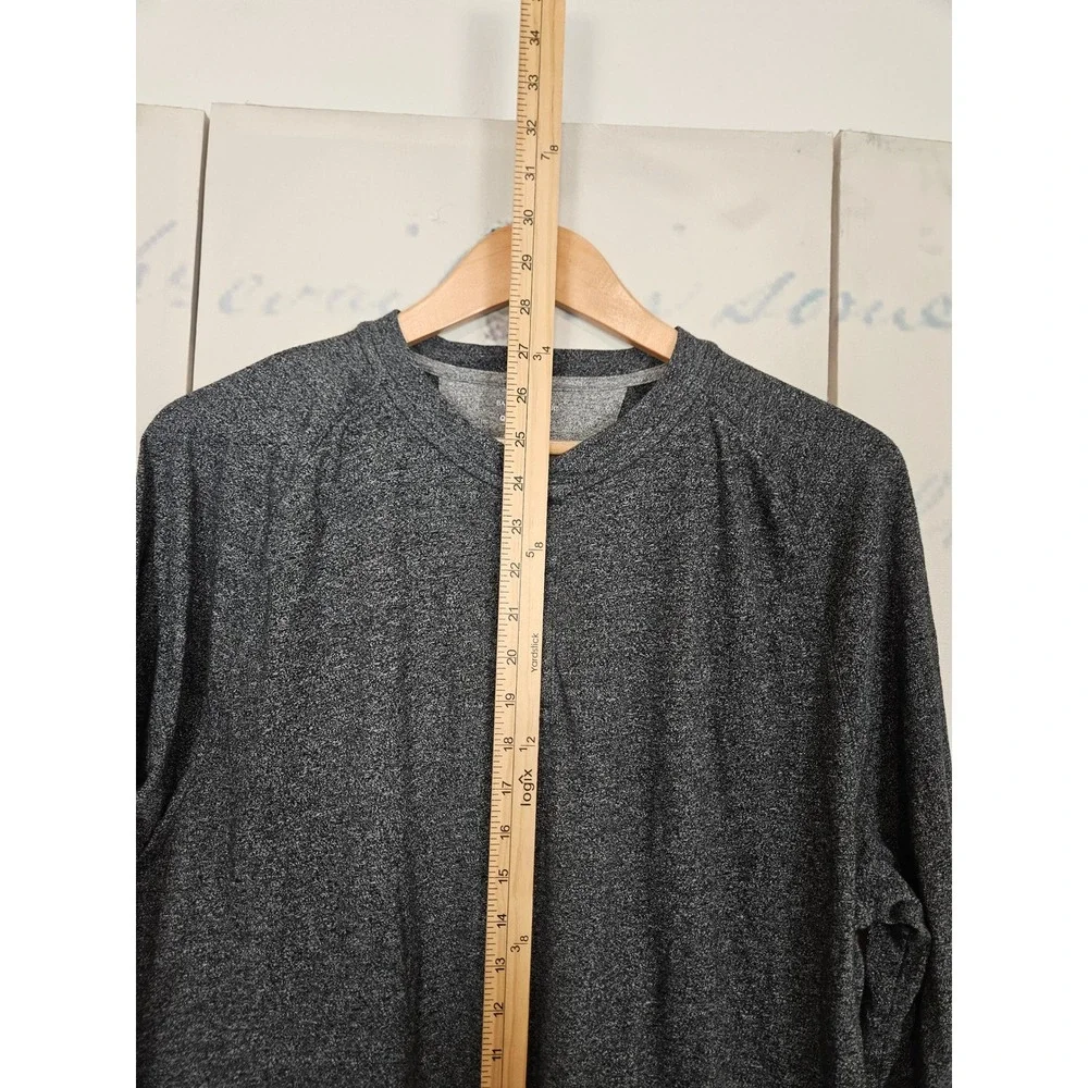 Banana Republic Quick Dry Henley XL Gray Long Sleeve Performance Raglan Shirt